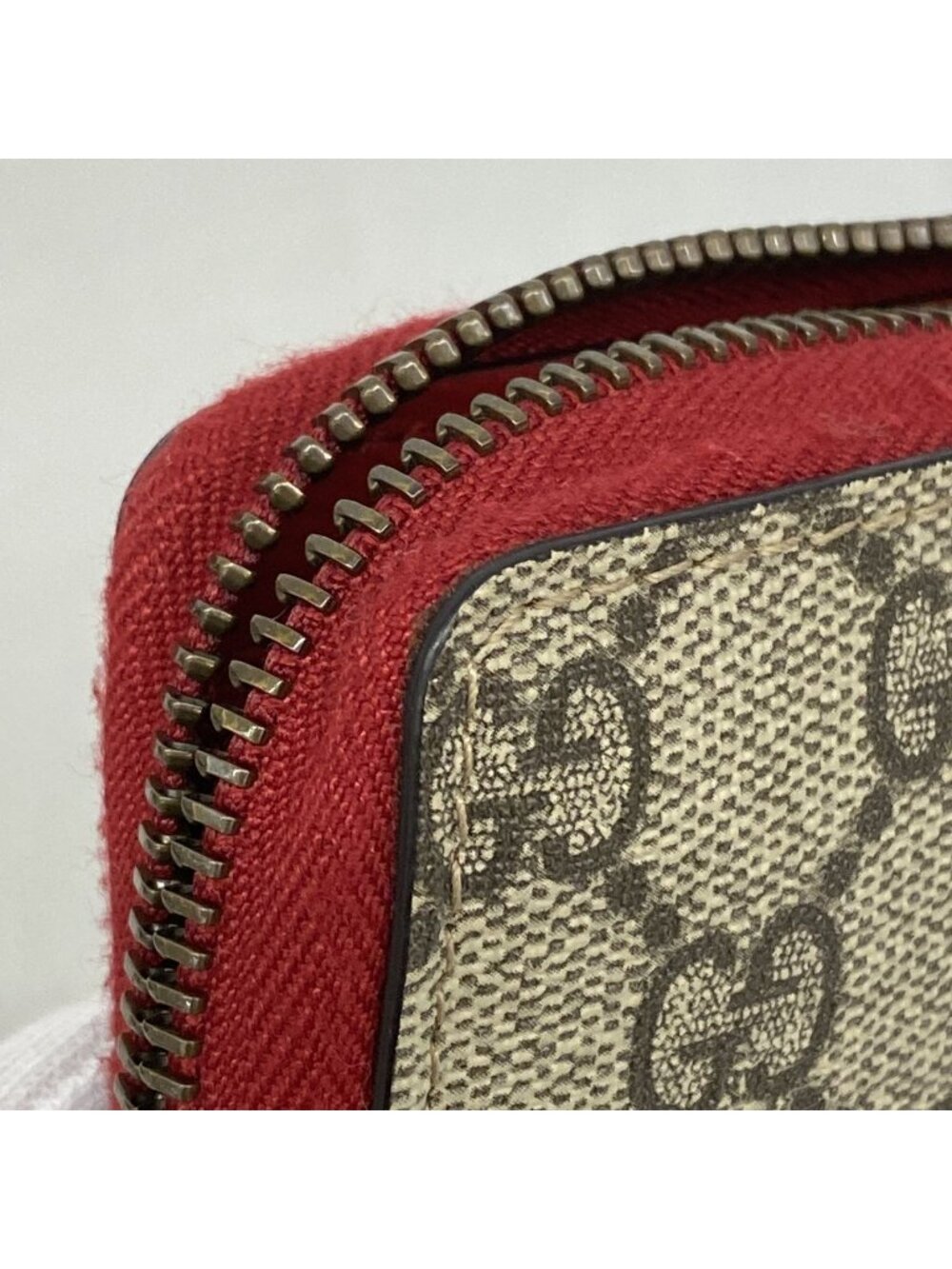 Gucci Wallet GG Supreme Cherry Beige Red Gold - Picture 6 of 9